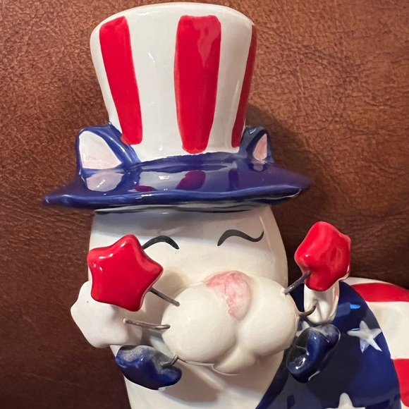 Vintage 2003 Annaco
Creations AMY LACOMBE
Ceramic 4th Of July Cat Patriotic - Picture 3 of 4